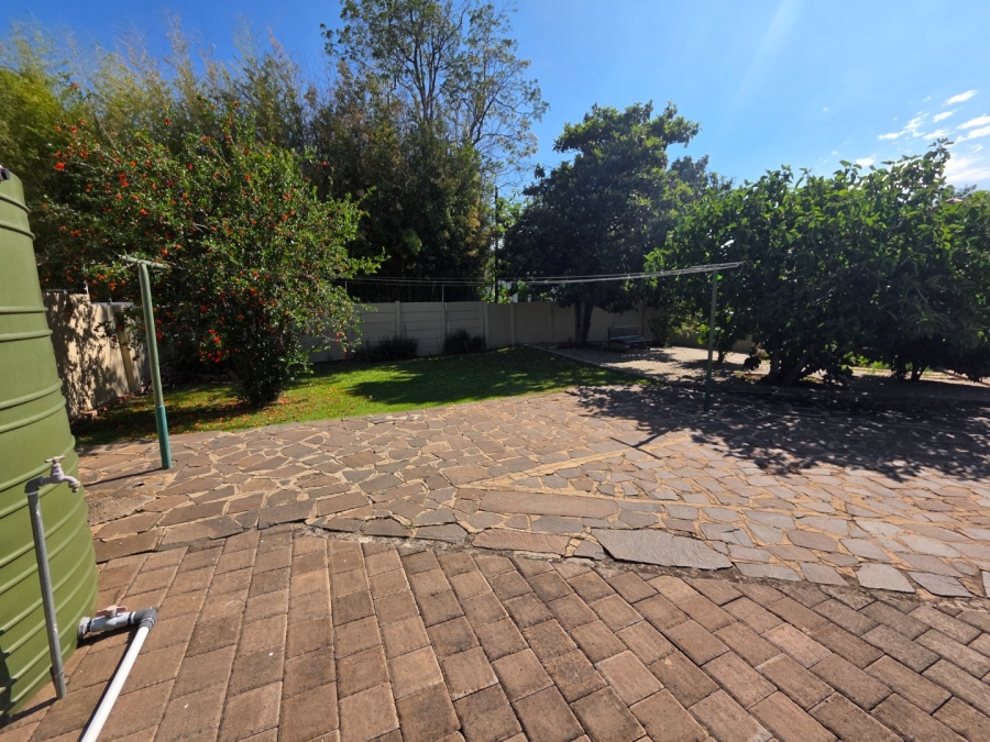 4 Bedroom Property for Sale in Dan Pienaar Free State